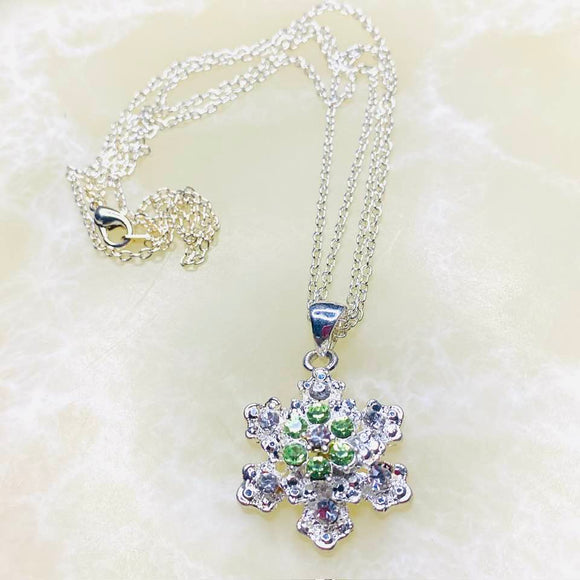 Swarovski Crystal Necklace - Snowflake - Peridot